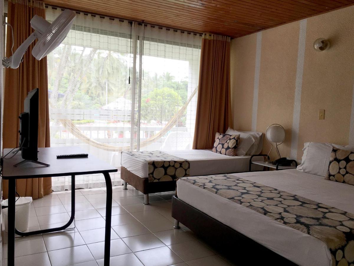 Hotel Hacienda El Diamante Villeta Luaran gambar