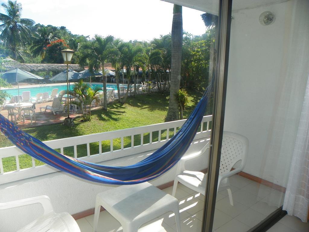 Hotel Hacienda El Diamante Villeta Luaran gambar