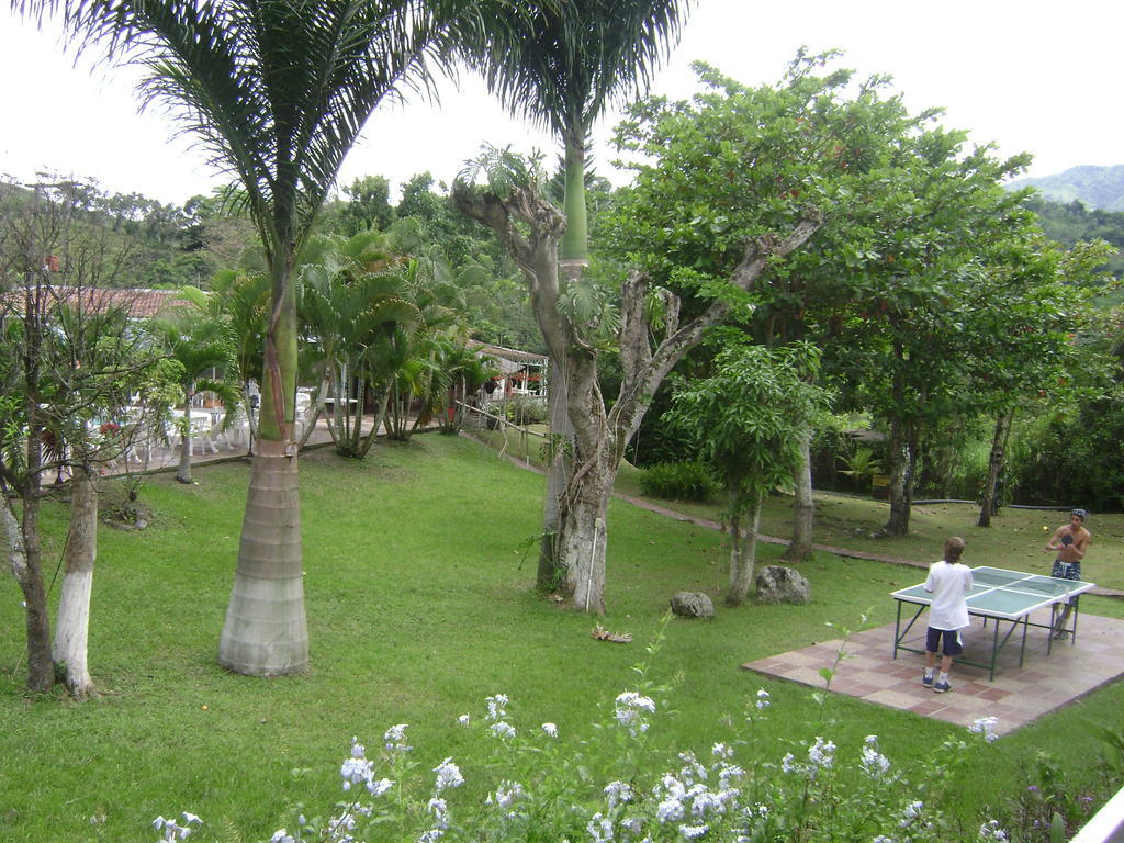 Hotel Hacienda El Diamante Villeta Luaran gambar