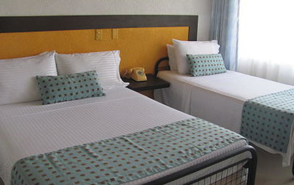 Hotel Hacienda El Diamante Villeta Luaran gambar