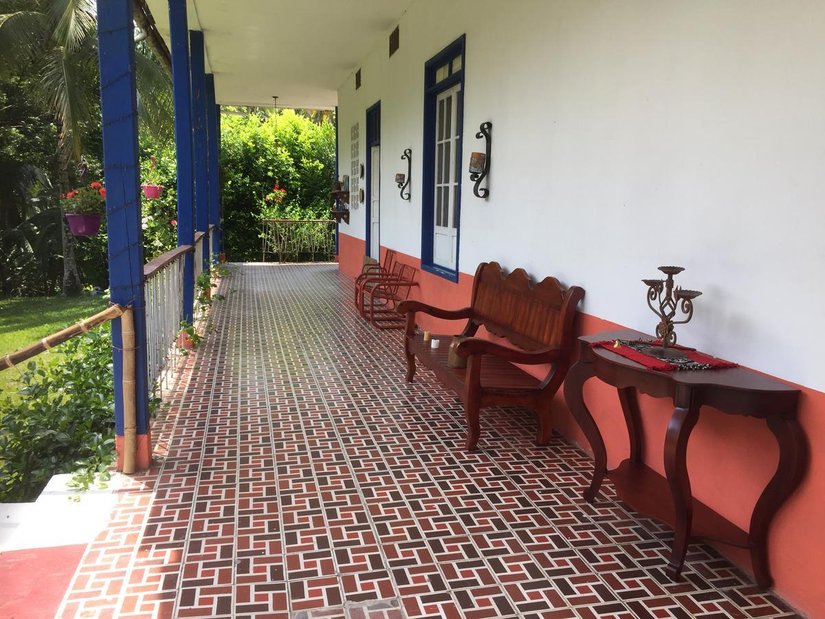 Hotel Hacienda El Diamante Villeta Luaran gambar