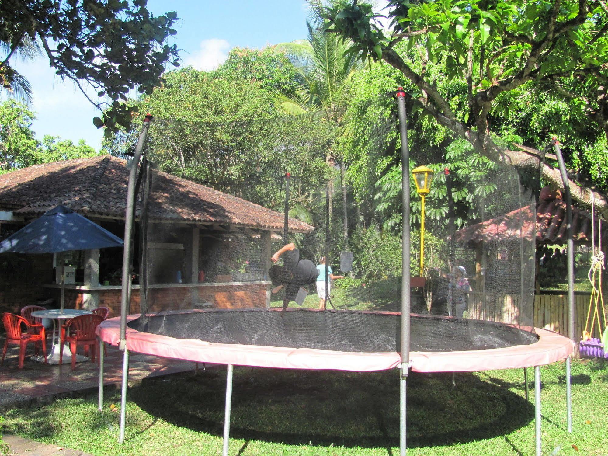 Hotel Hacienda El Diamante Villeta Luaran gambar